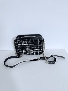 Itzy Ritzy Black and White Tweed Mini Diaper Crossbody Bag with Changing Pad